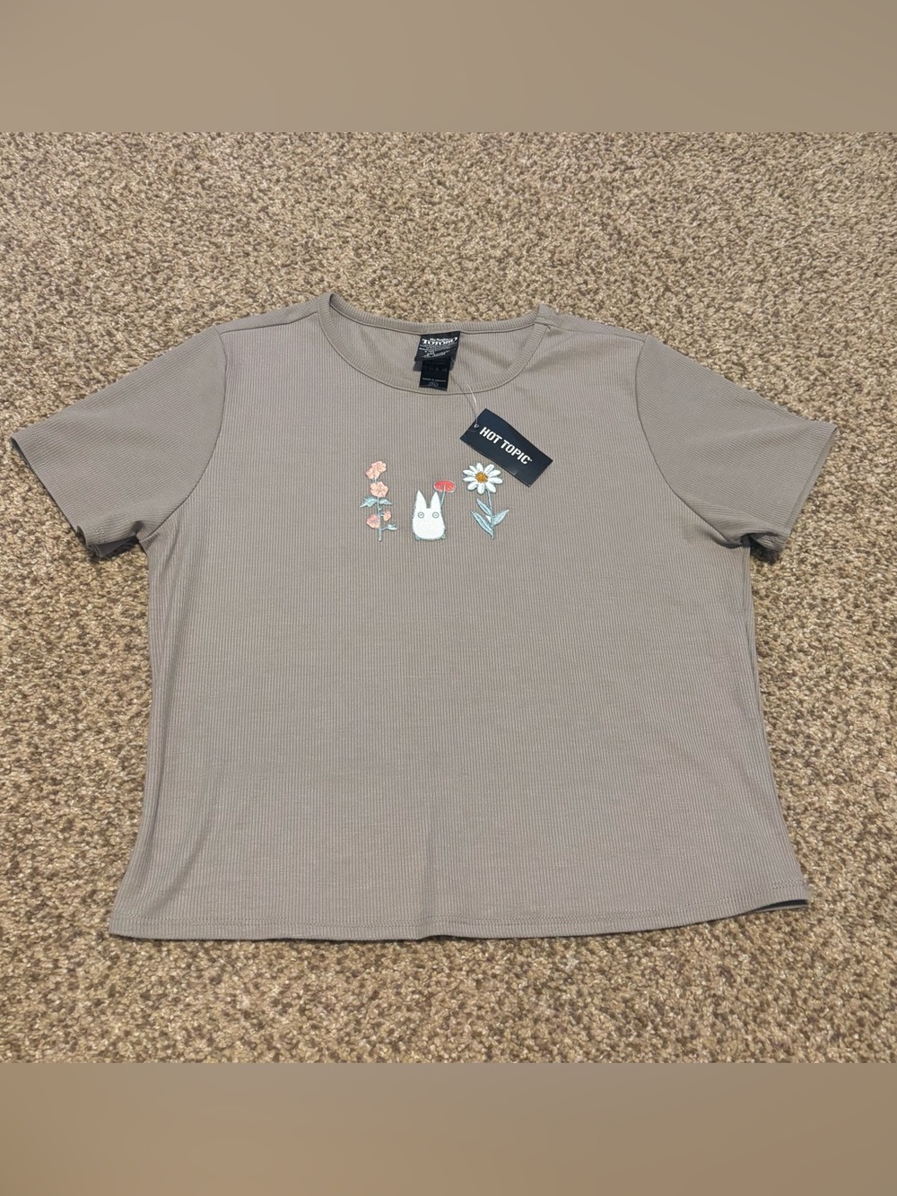 Studio Ghibli My Neighbor Totoro
Ribbed T-Shirt - Picture 3 of 5